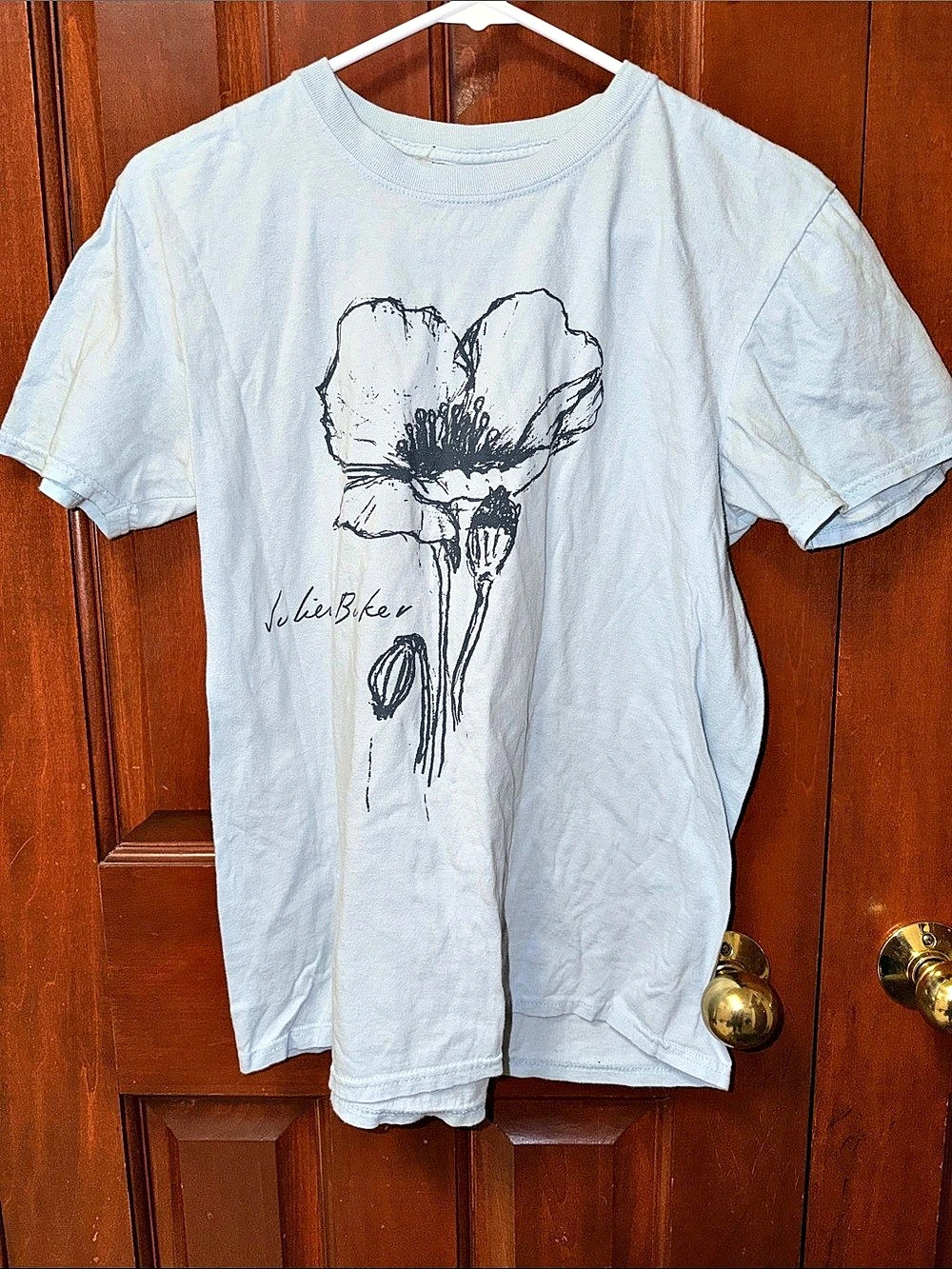 Julien Baker Gildan Soft Style Floral Graphic Short Sleeve Tee in Blue…Like New